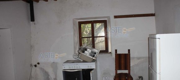 6 rooms Apartment in Pomarance, Italy No. 199526 7