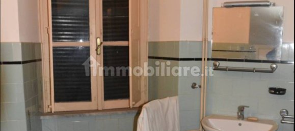 5 bedrooms Building in Sonnino, Italy No. 323981 7