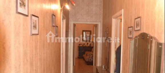 5 bedrooms Building in Sonnino, Italy No. 323981 4