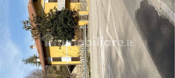 3 bedrooms House in Campli, Italy No. 271096 7