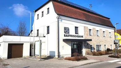 382m² Commercial property in Reichersberg, Austria No. 188321