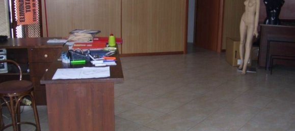 120m² Commercial property in Ragusa, Italy No. 117335 2