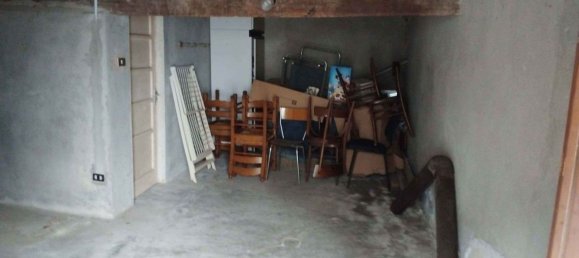 3 rooms House in Castelnovo ne' Monti, Italy No. 134308 2