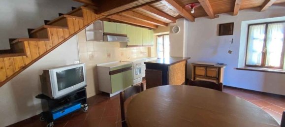 3 rooms House in Castelnovo ne' Monti, Italy No. 134308 7