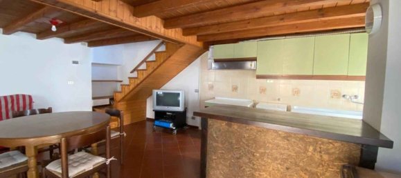 3 rooms House in Castelnovo ne' Monti, Italy No. 134308 6