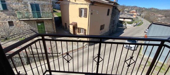 3 rooms House in Castelnovo ne' Monti, Italy No. 134308 12