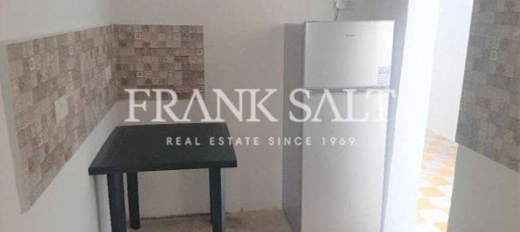 Oficina en Paola, Malta 60 m² No. 12665 3