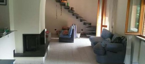 6 rooms Villa in Besnate, Italy No. 187554 5