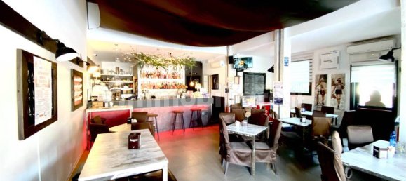 1 room Commercial property in Brescia, Italy No. 2668 4