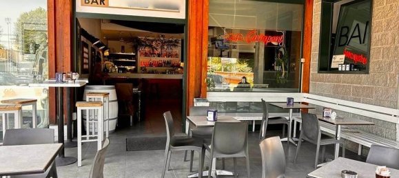 1 room Commercial property in Brescia, Italy No. 2668 2