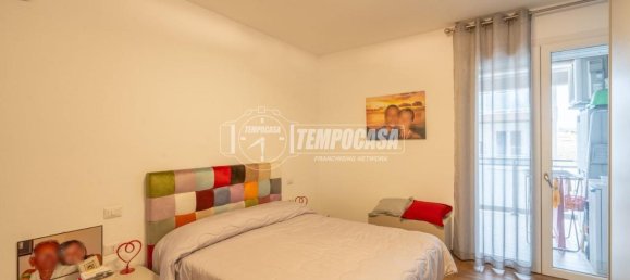 3-salle Appartement à Cagliari, Italy No. 34755 13