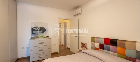 3-salle Appartement à Cagliari, Italy No. 34755 12