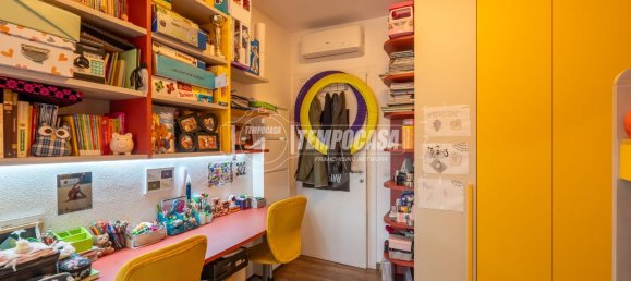 3-salle Appartement à Cagliari, Italy No. 34755 16