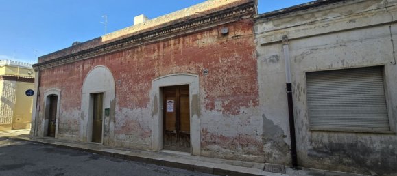 4 rooms House in Adelfia, Italy No. 78488 16