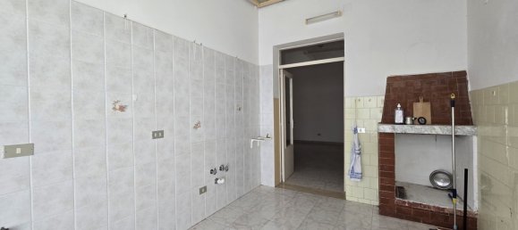 4 rooms House in Adelfia, Italy No. 78488 7