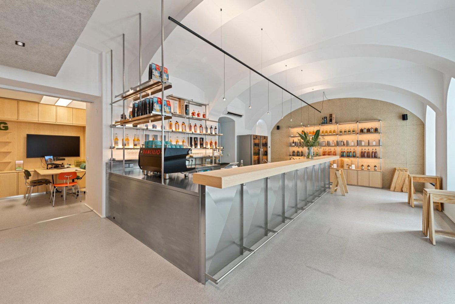 85m² Commercial property in Wieden, Austria No. 198844