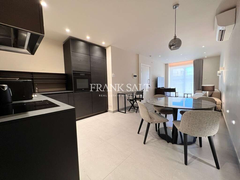 Квартира с 2 спальнями в Сент-Джулианс, Мальта № 4626