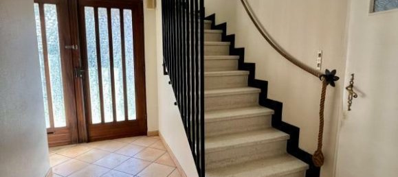 4 bedrooms House in Lille, France No. 251064 2