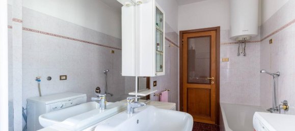 4غرفة شقة في Varese, Italy رقم 111850 9