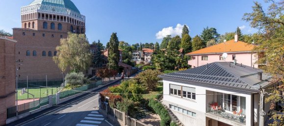 4غرفة شقة في Varese, Italy رقم 111850 5