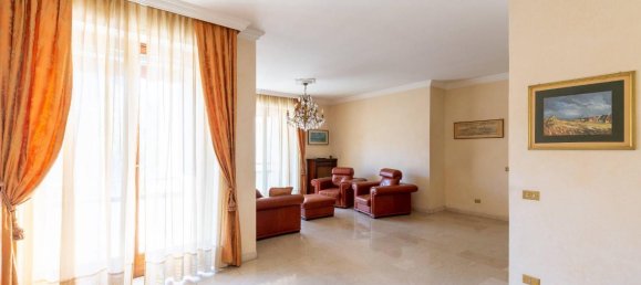 4غرفة شقة في Varese, Italy رقم 111850 25