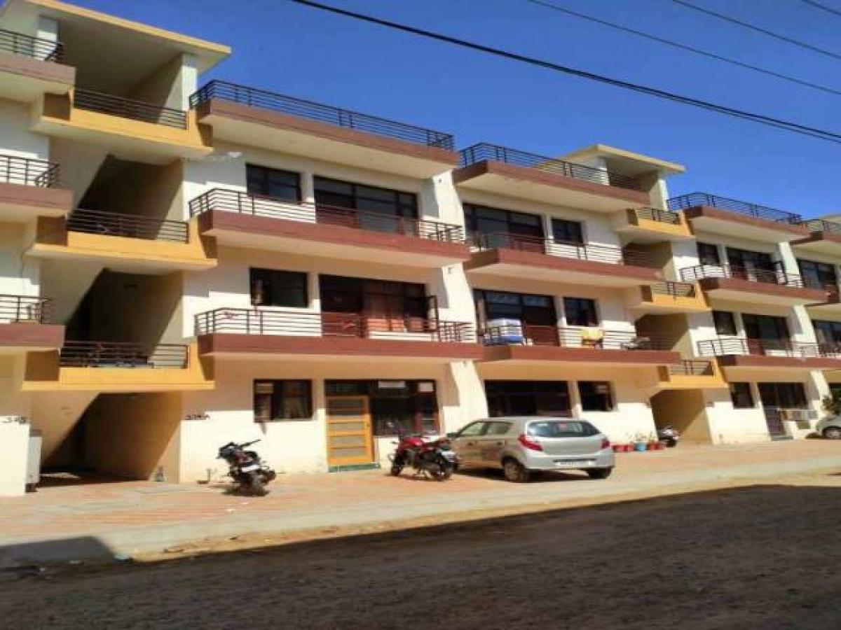 3 bedrooms House in Mohali, India No. 19247