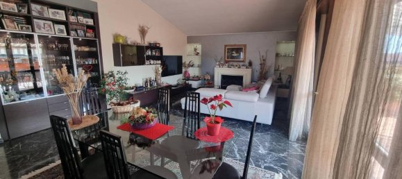 Пентхаус с 4 комнатами в Сенаго, Италия № 156138 3