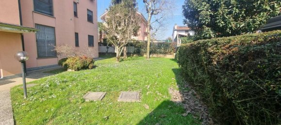 Пентхаус с 4 комнатами в Сенаго, Италия № 156138 38