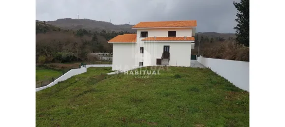 4 bedrooms House in Vila Nova de Cerveira, Portugal No. 88797 8