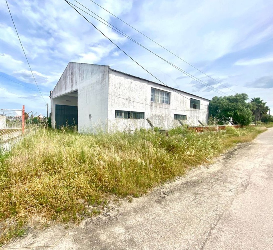 Armazém em Montijo, Portugal 1100 m² N.º 71085