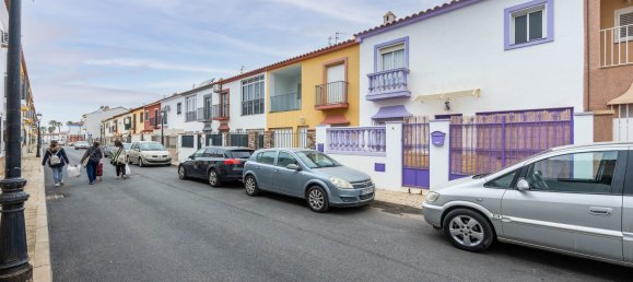 Adosado de 3 dormitorios en Andalucía, Spain No. 136984 3