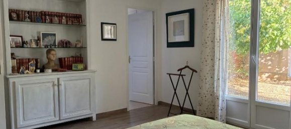 3 bedrooms Villa in Saint-Maximin-la-Sainte-Baume, France No. 295312 10