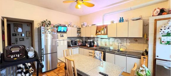 4 bedrooms Apartment in Rogno, Italy No. 110943 5