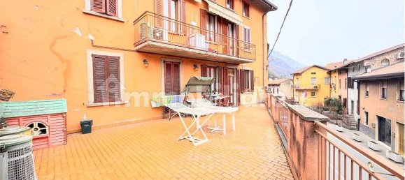4 bedrooms Apartment in Rogno, Italy No. 110943 8
