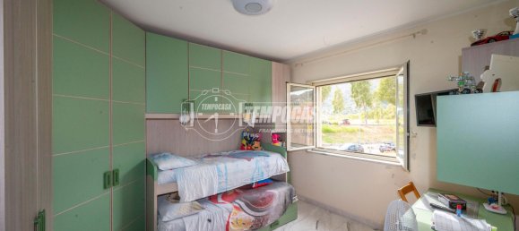 3 bedrooms House in Messina, Italy No. 354176 9