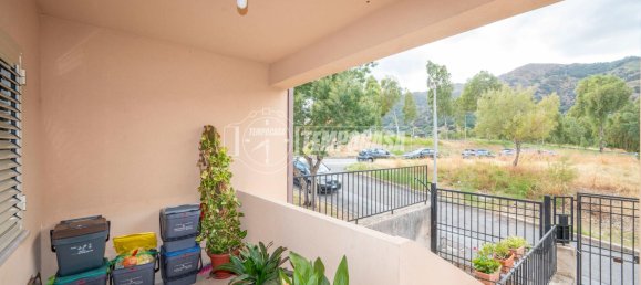 3 bedrooms House in Messina, Italy No. 354176 3