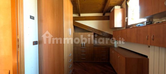 3 bedrooms Villa in Sasso Marconi, Italy No. 204362 23