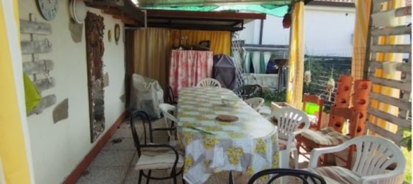 7 rooms Apartment in Carrara, Italy No. 46307 10