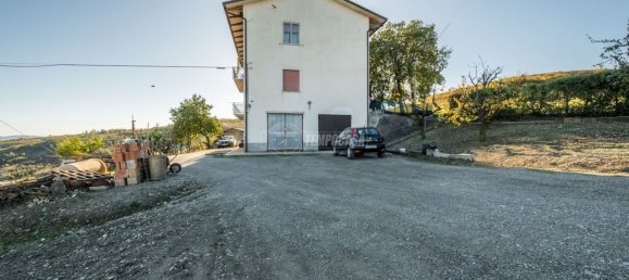 3 rooms Apartment in Savignano sul Panaro, Italy No. 303010 2