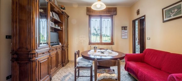 3 rooms Apartment in Savignano sul Panaro, Italy No. 303010 10
