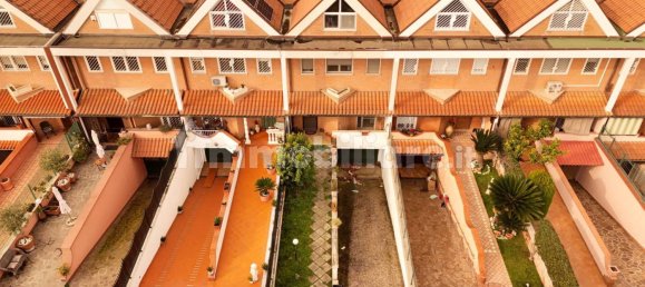 4 Schlafzimmer Haus in Aprilia, Italy, Nr. 158810 22