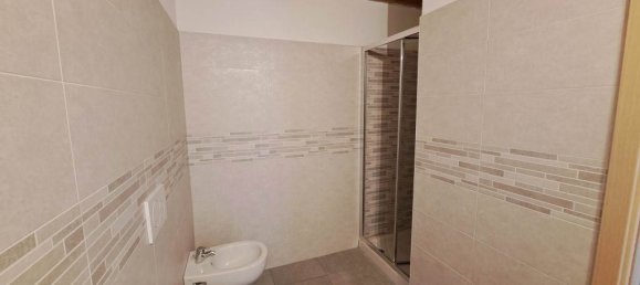 Квартира с 2 комнатами в Аппьяно Джентиле, Италия № 62254 3