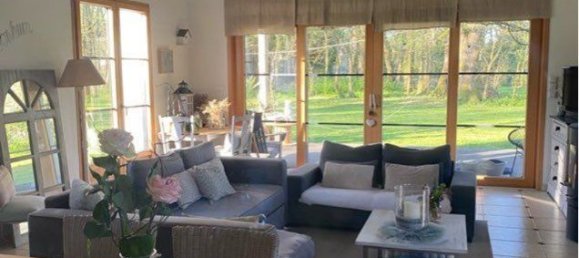 5 Schlafzimmer Haus in Aumagne, France, Nr. 335901 3