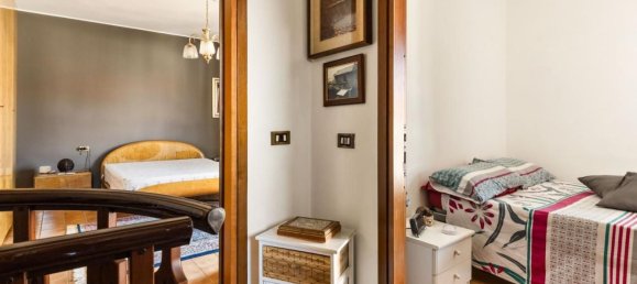 Квартира с 3 спальнями в Галларате, Италия № 361282 19