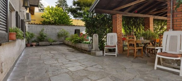 Квартира с 3 спальнями в Галларате, Италия № 361282 35