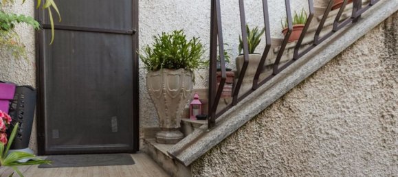 Квартира с 3 спальнями в Галларате, Италия № 361282 34