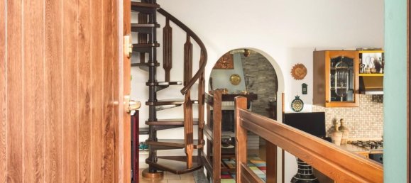 Квартира с 3 спальнями в Галларате, Италия № 361282 4