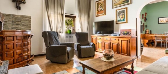 Квартира с 3 спальнями в Галларате, Италия № 361282 15