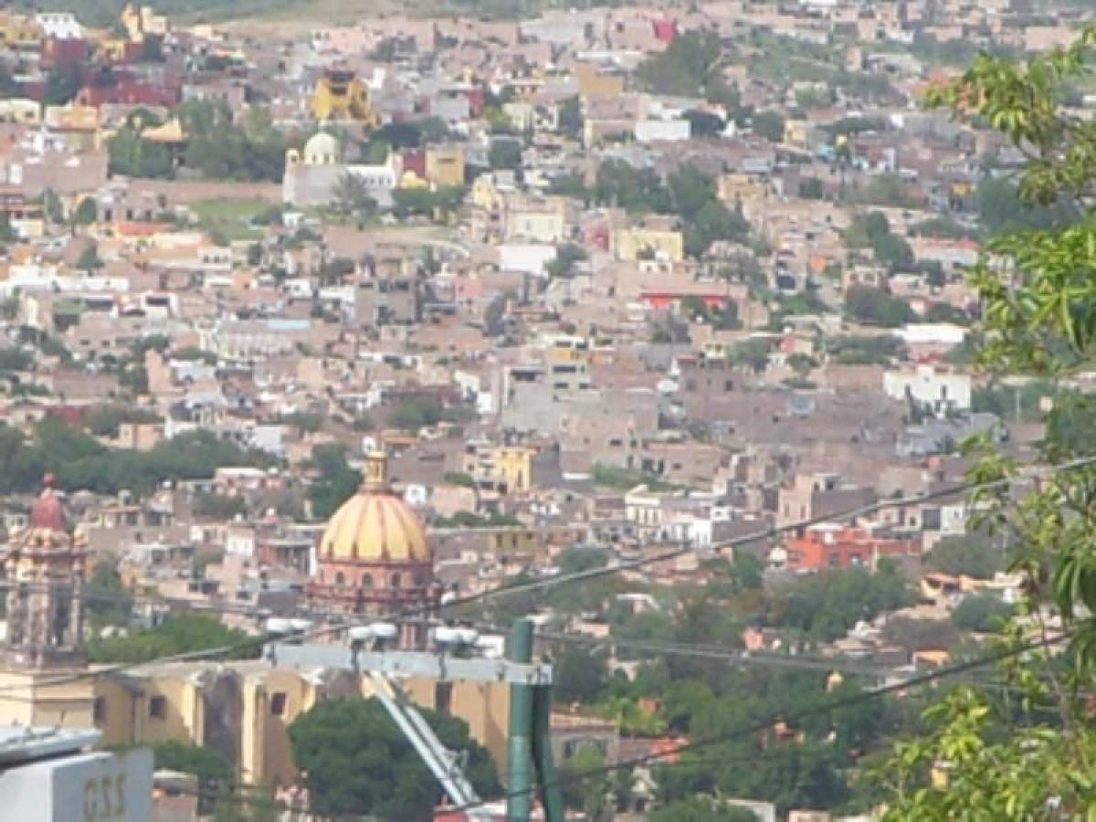 2 bedrooms House in Guanajuato, Mexico No. 158850