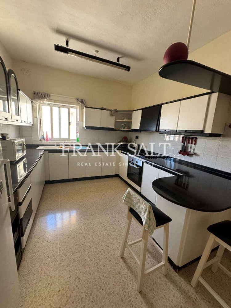 135m² House in Fgura, Malta No. 1474